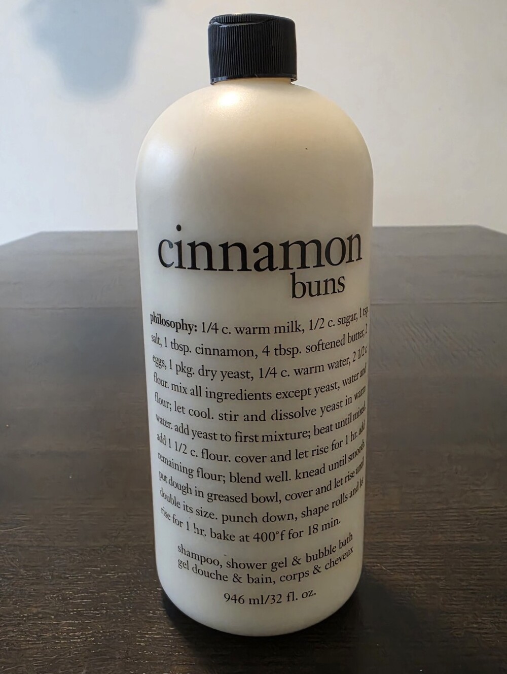 Philosophy Cinnamon Buns 3in1 Shampoo Shower Gel Bubble Bath 32oz (FLAW)